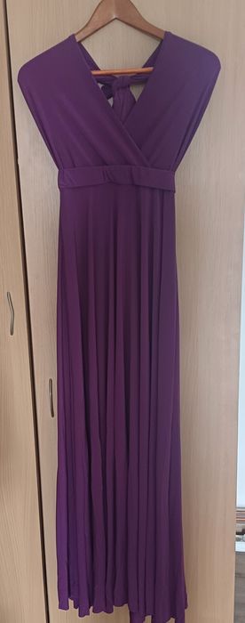 Rochie eleganta cu spatele gol