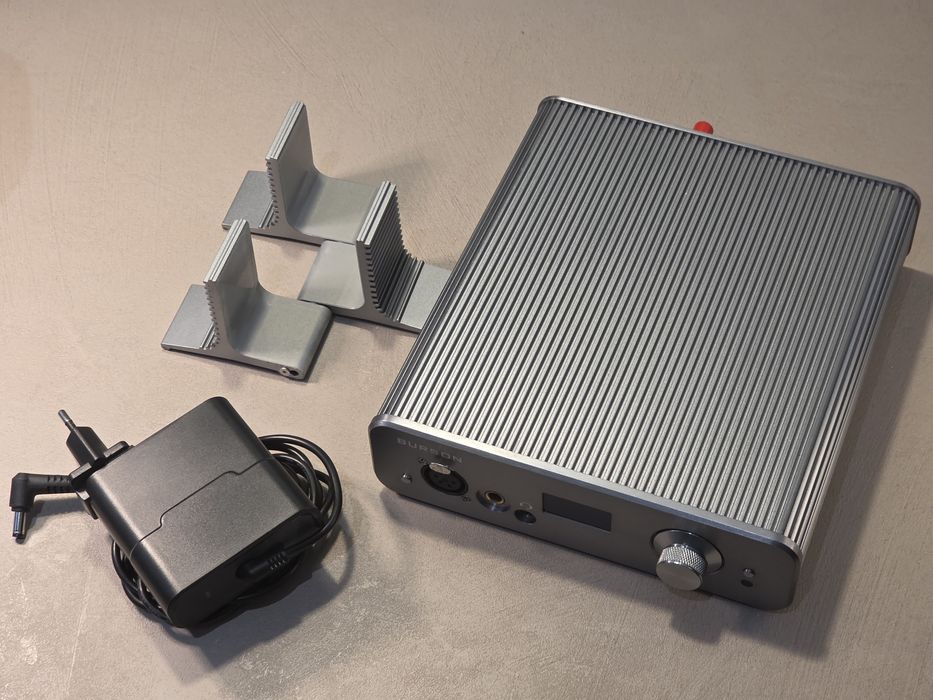 Burson Soloist 3xp + supercharger 3a + opampi v7 classic + stand