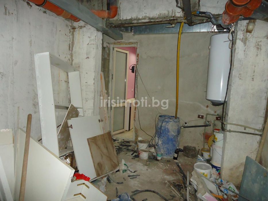 Дава се под наем Магазин в София, Зона Б-19 - 82 кв.м за 600 € - Снимка #11