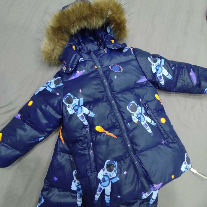 Продам детский комбинезон