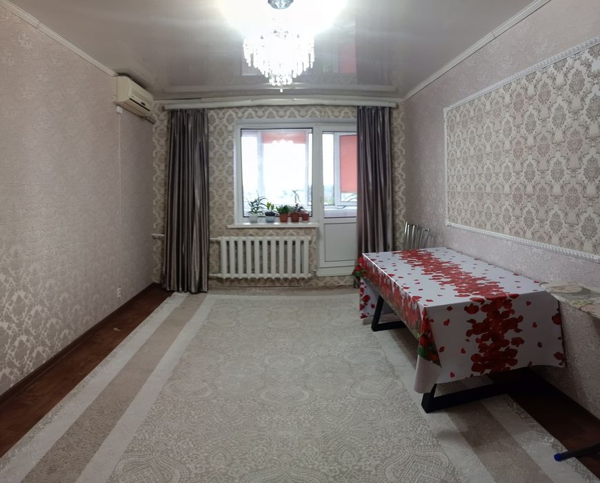 Продам 4-комнатную квартиру