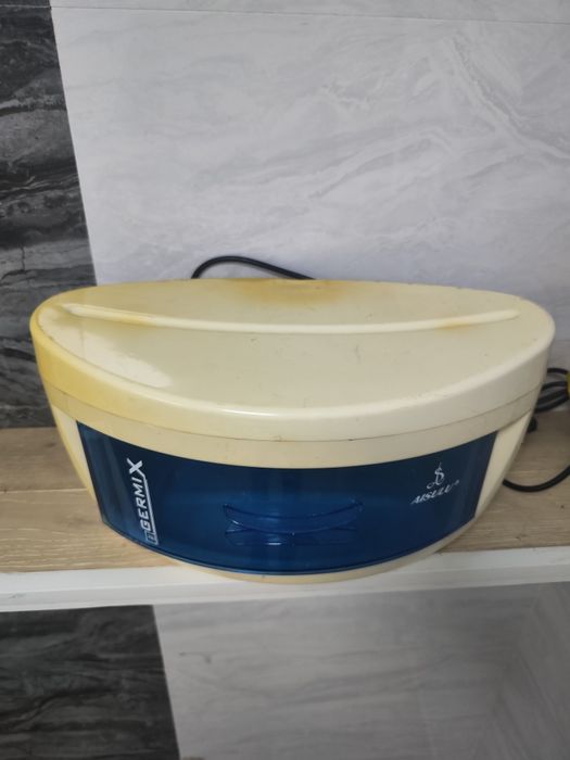 Ультрафиолетовый стерилизатор GERMIX