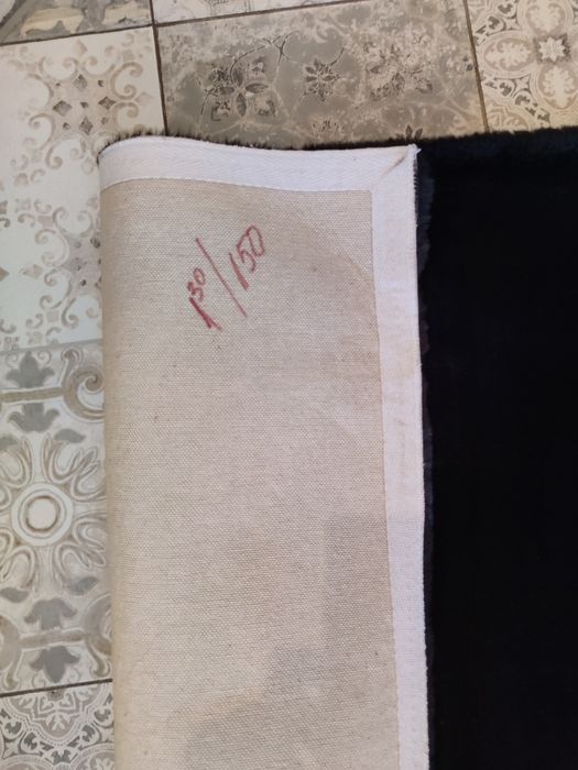 Нов плюшен черен килим