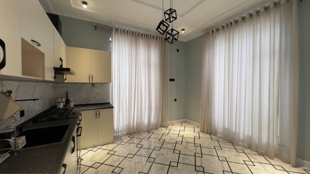 ПРОДАЁТСЯ ДОМ — 6 комнат, 266 м² Мирзо-Улугбекский район, м-в Феруза