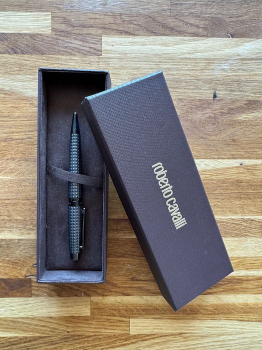 Луксозна химикалка Roberto Cavalli – оригинална, с кутия