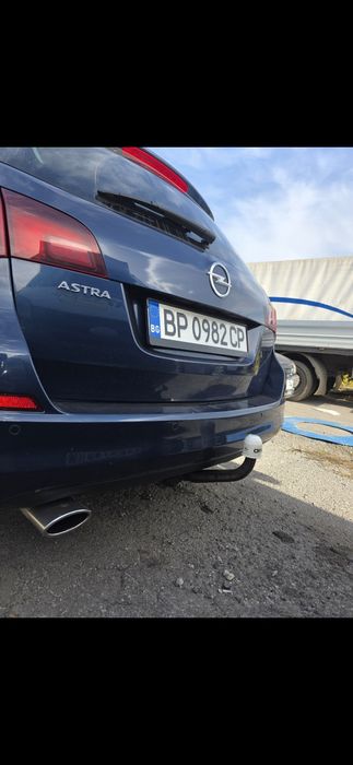 Opel Astra J 1.4T Full