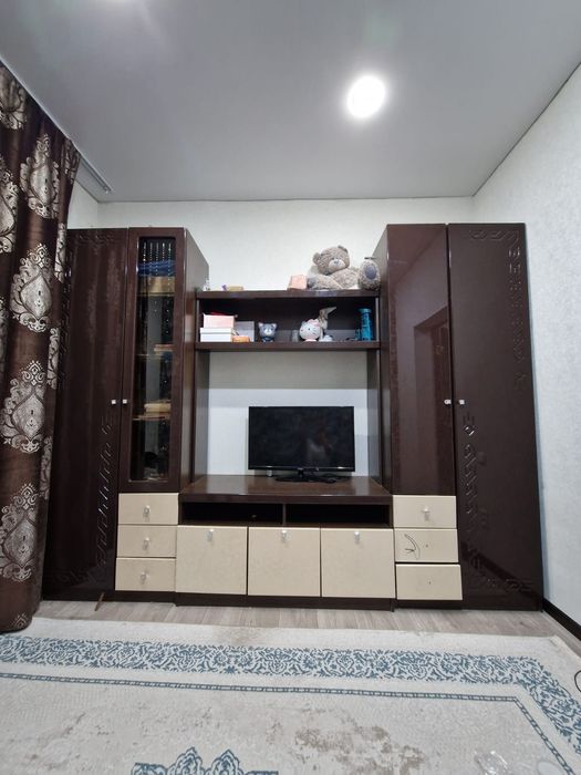 Продам шкаф для гостиной