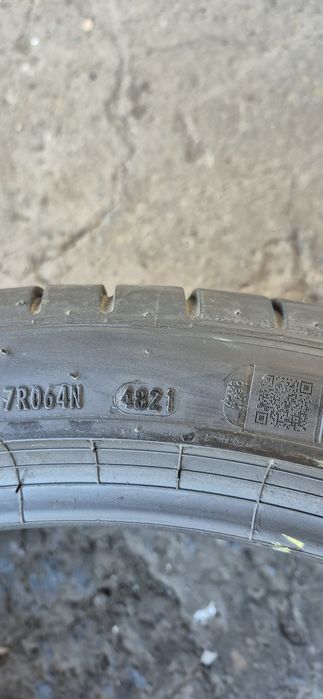 4 anvelope vara Pirelli,fata 275/35/22,spate 315/30/22.Pret/bucata
