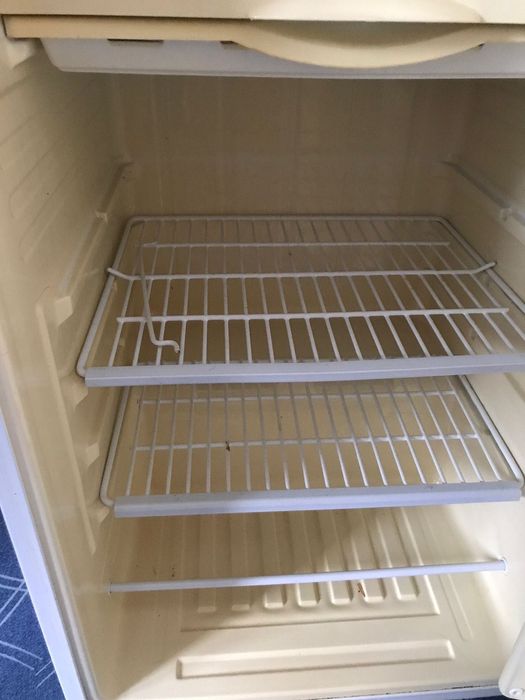 Малогабаритный холодильник Samsung