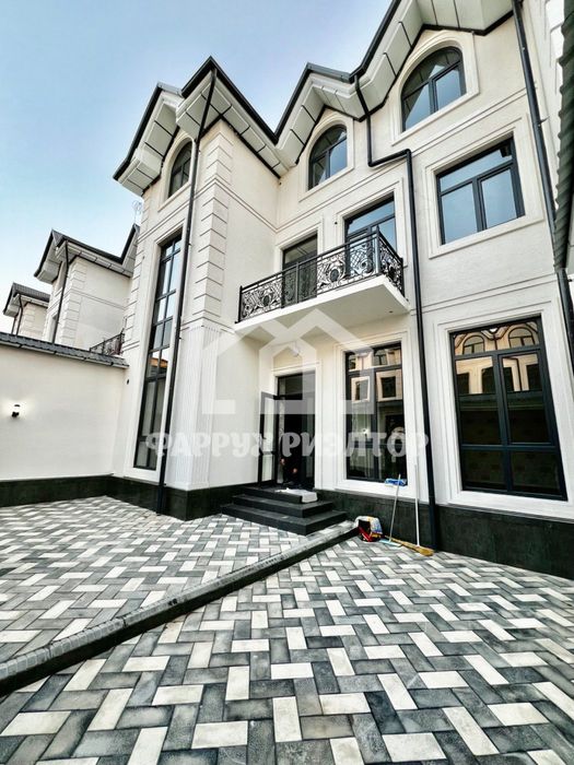 Коттедж греческий городок без ремонта