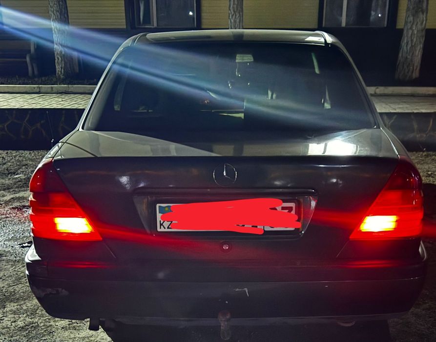 Мерс C200.                   .