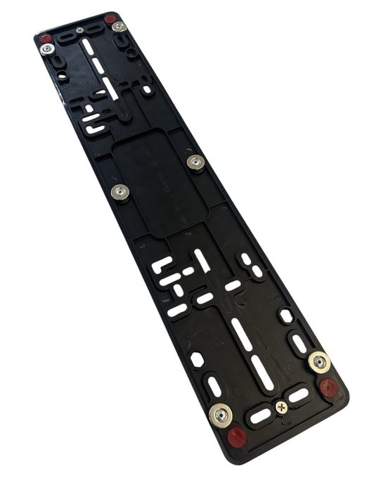 Рамка под номер "UZB"