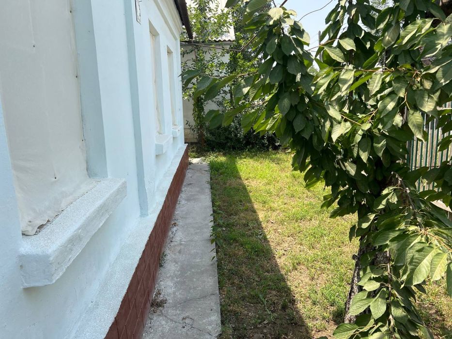 Продается дом в  центре города Сырдарья