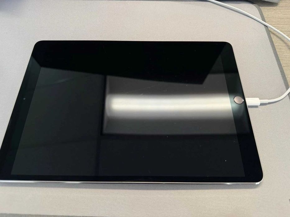 Apple Ipad Pro 10.5, 64Gb, Wi-Fi + sim karta, Gray