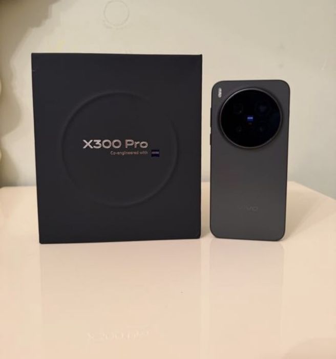 Vivo x300 pro 16/512 глобал