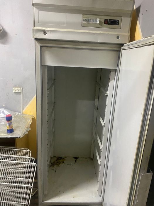 Срочно производственный холодильник