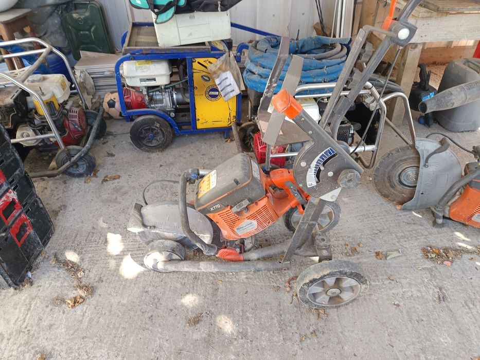 Pistol de legat fier Max 398S Husqvarna  de tăiat beton fier cărămidă max de legat fier cu sarma placa compactoare diesel picamer hidraulic
