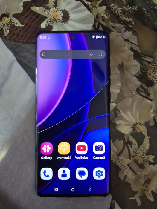 Vand Motorola Edge 40 negru- 256 Gb