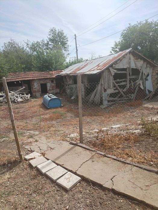 Продава се Къща в с. Добротица, Област Силистра - 4000 кв.м за 6 €/кв.м - Снимка #4