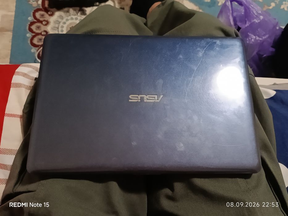 Ноутбук Asus на запчасти