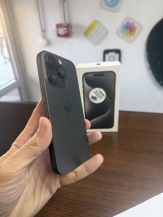 Vand Iphone 15 Pro 256Gb Full box