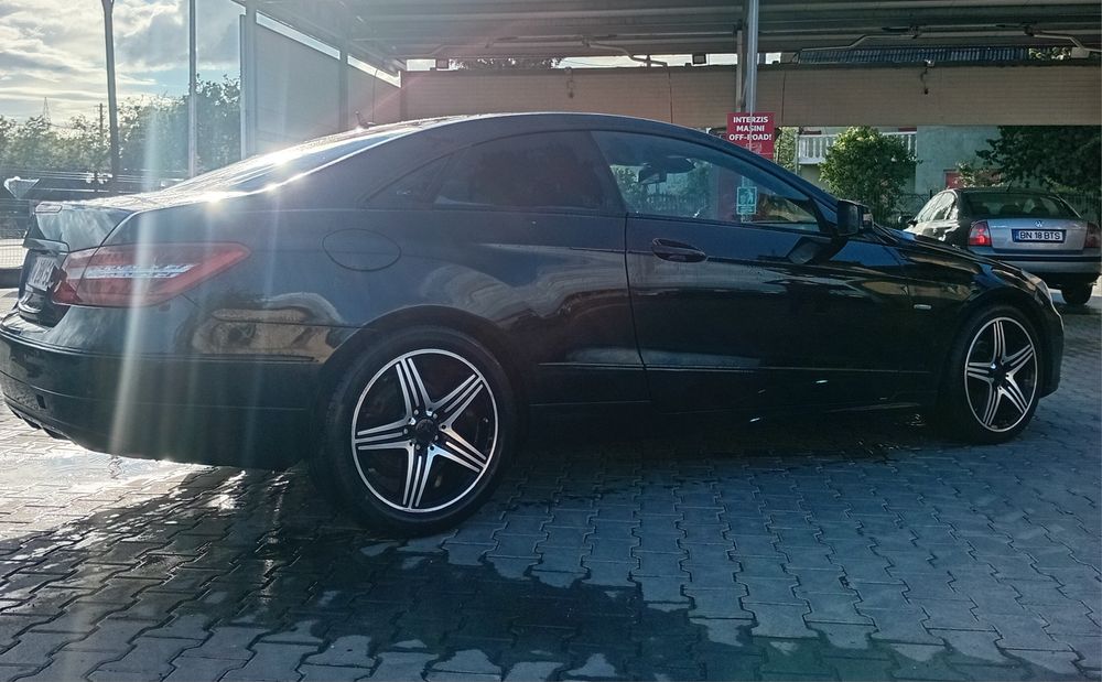 Mercedes benz E Class Coupe