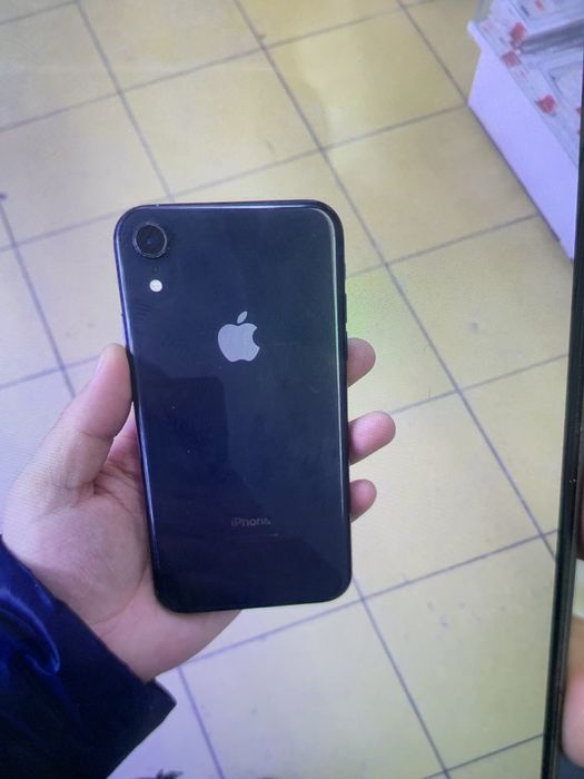 Айфон хр в хорошем состо