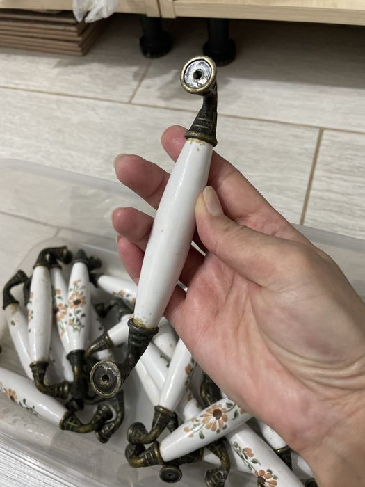 Ручки для мебели все за 5000 тг