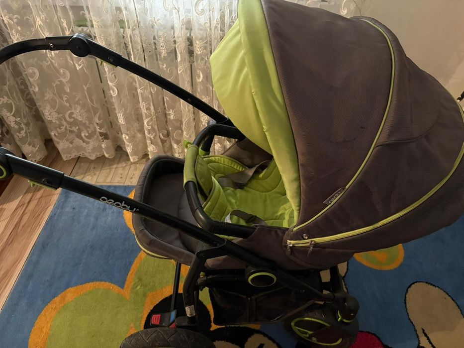 Коляска. В отличном состоянии