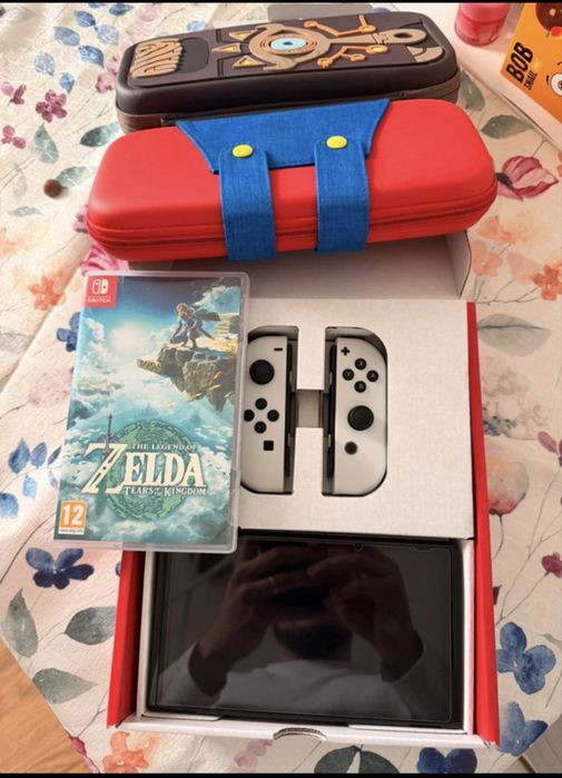 Nintendo Switch OLED