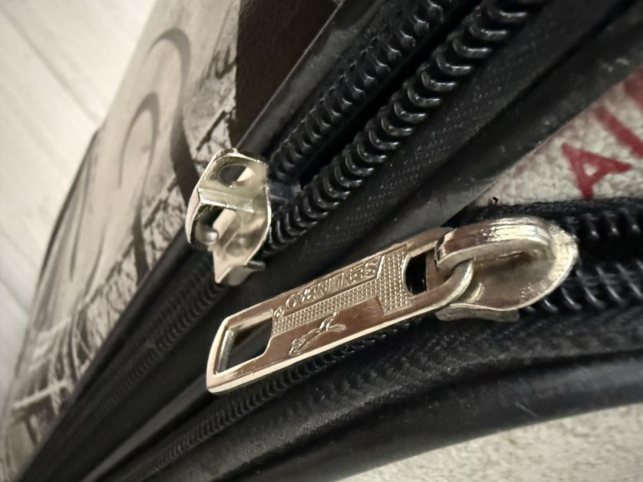 Чемодан компактный