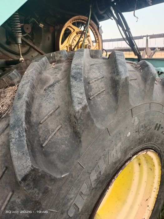 Продам комбайн Есиль 740