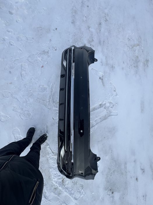 Задний бампер на Хончи HONGQI E-HS9