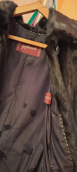 Продам норковую шубу