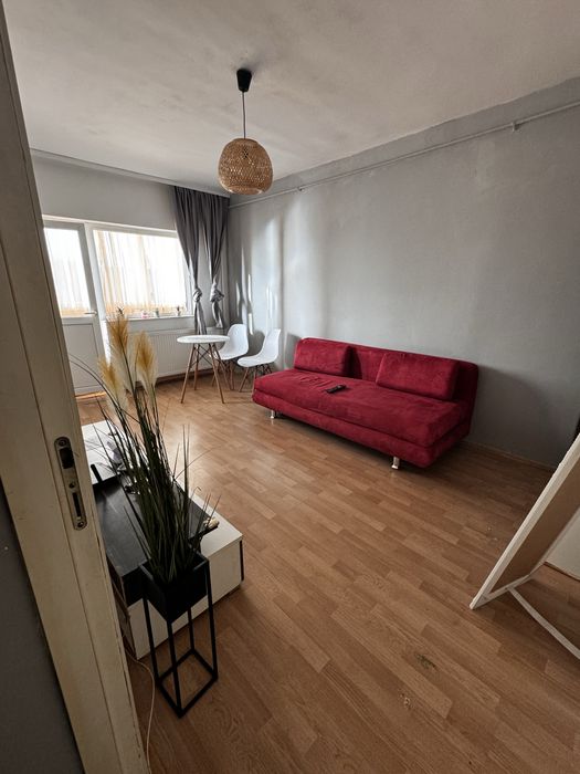 Garsoniera de inchiriat Micalaca