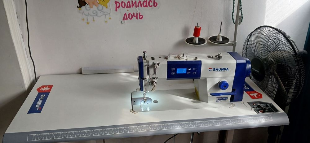 Продается швейная машинка