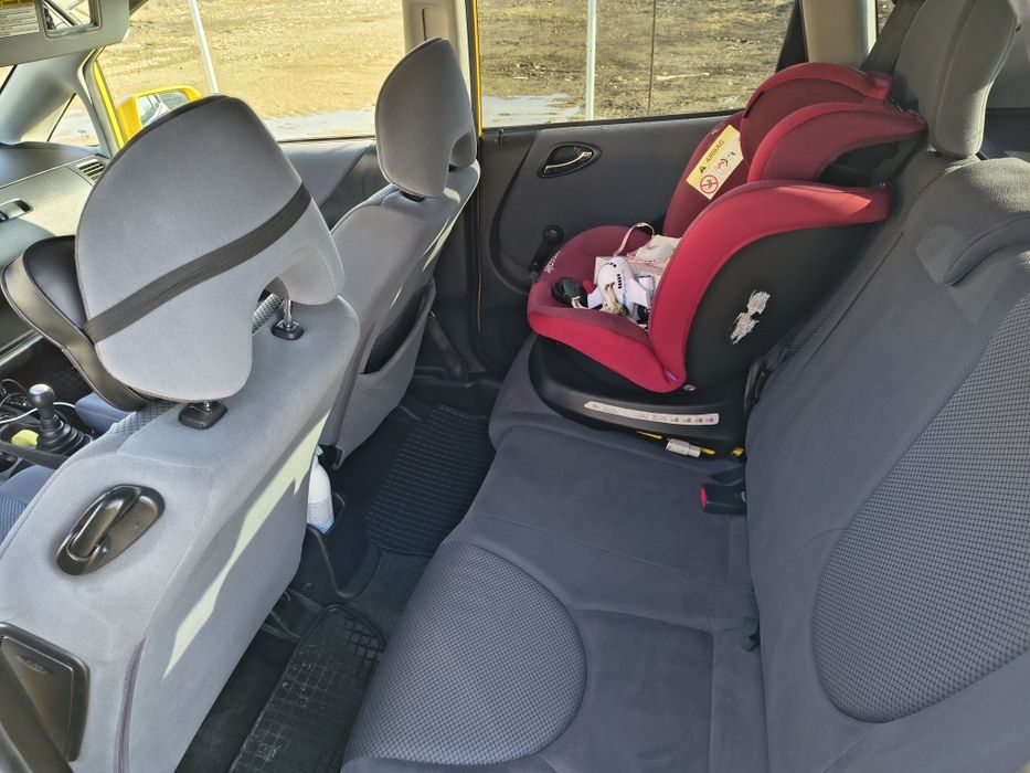 Vând honda jazz 2007