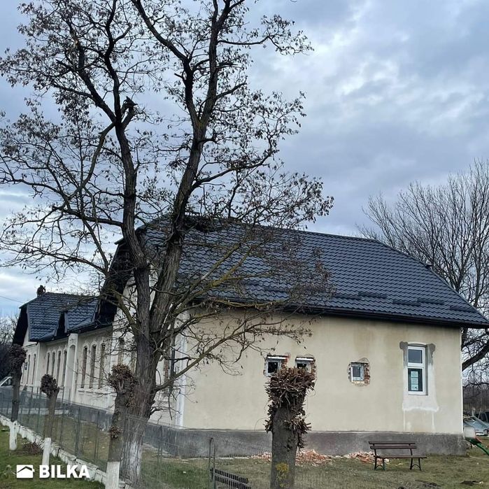 Reparații acoperișuri firmă de acoperișuri  construcții hidroizolații