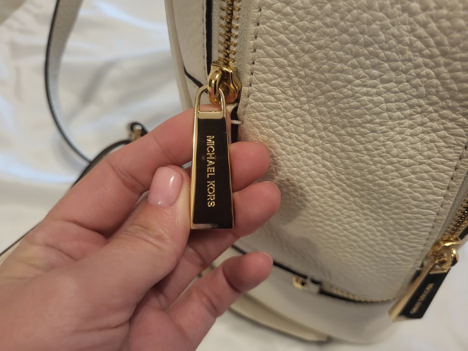 Кожена раница Michael Kors