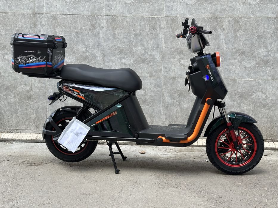 Новый электро скутер Pentro