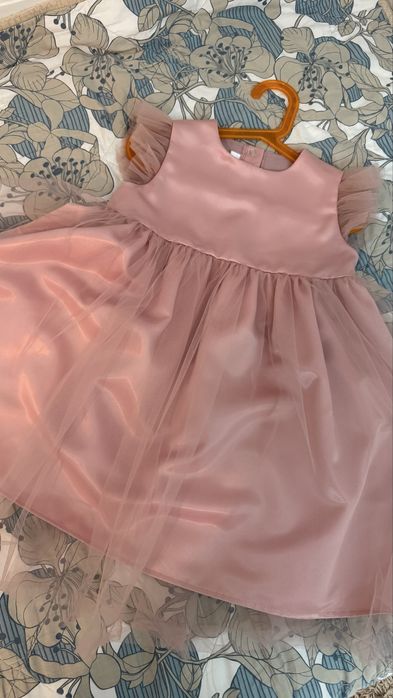 Продам детские платья нардяные