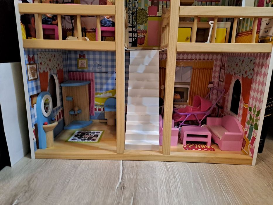 Дървена къща за кукли Iso Trade, голяма, с аксесоари