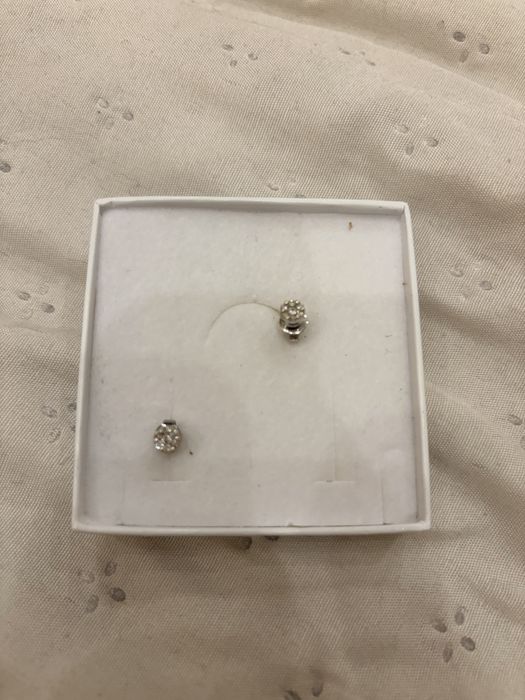 Cercei aur alb di diamante  0.20