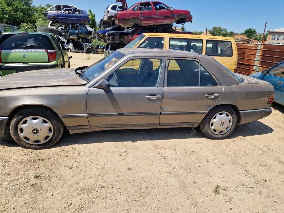 Mercedes-Benz 124 2.5 д 90кс за части