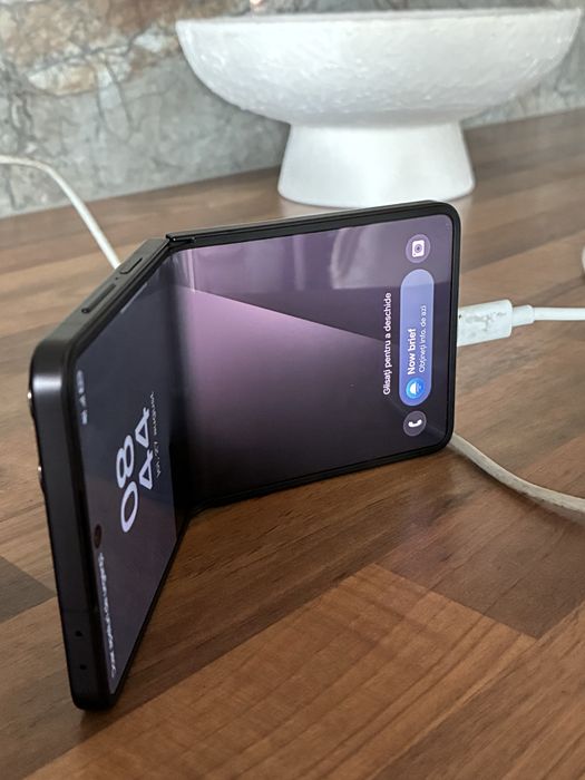 Samsung z flip 7 -40 cicluri