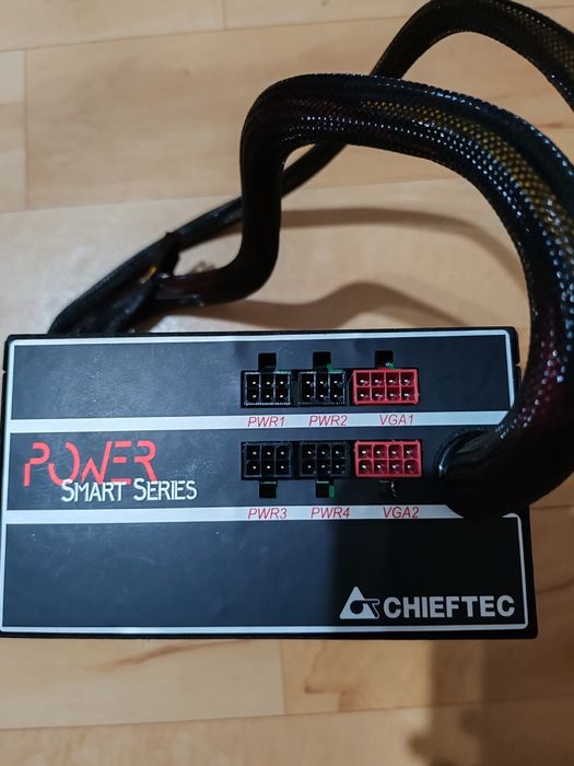 Блок питания Chieftec 750W