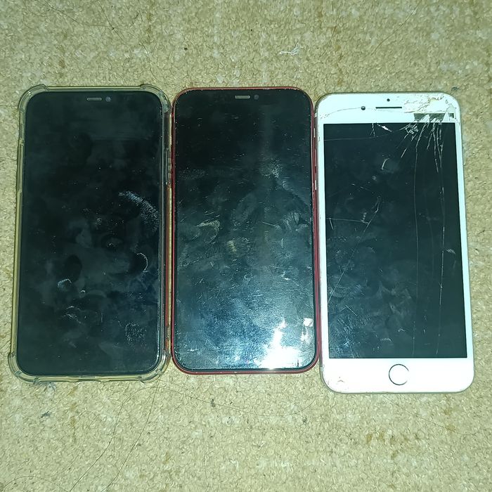 Lot 3x Iphoneuri