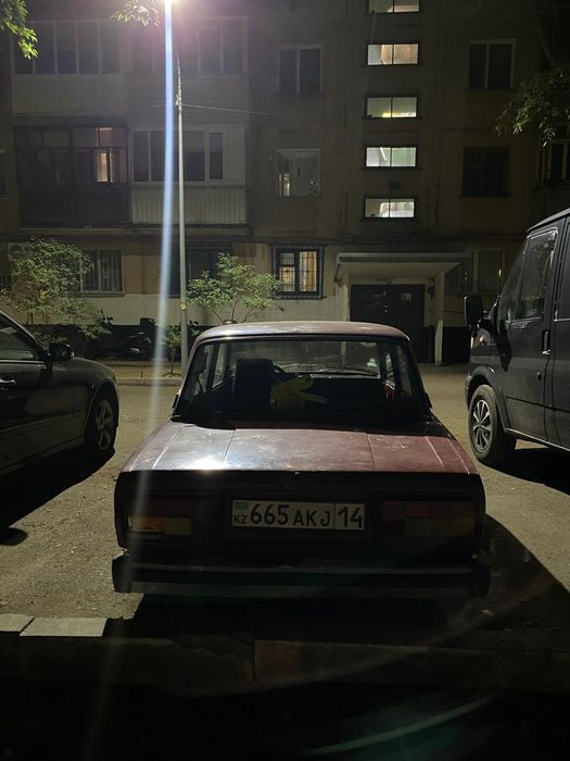 Продам ваз 2105.