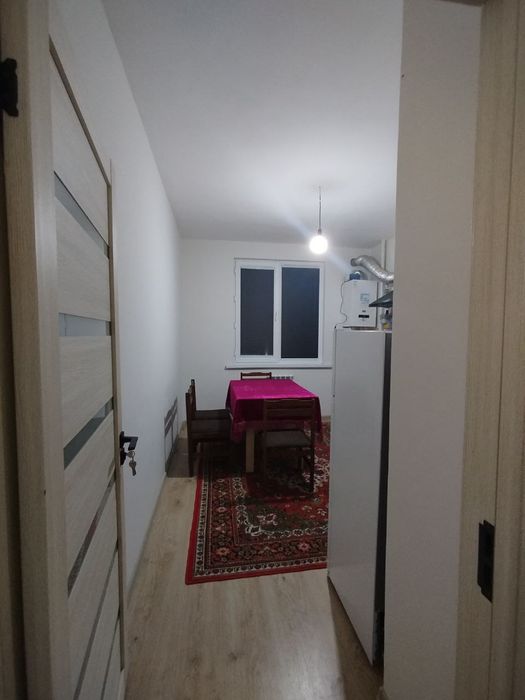 Srochno sotiladi 1 xona
