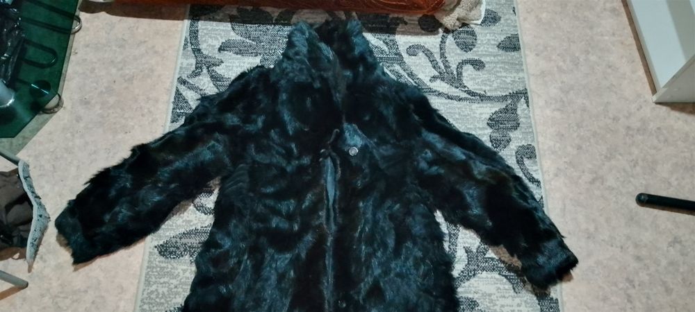 Продам натуральную шубу